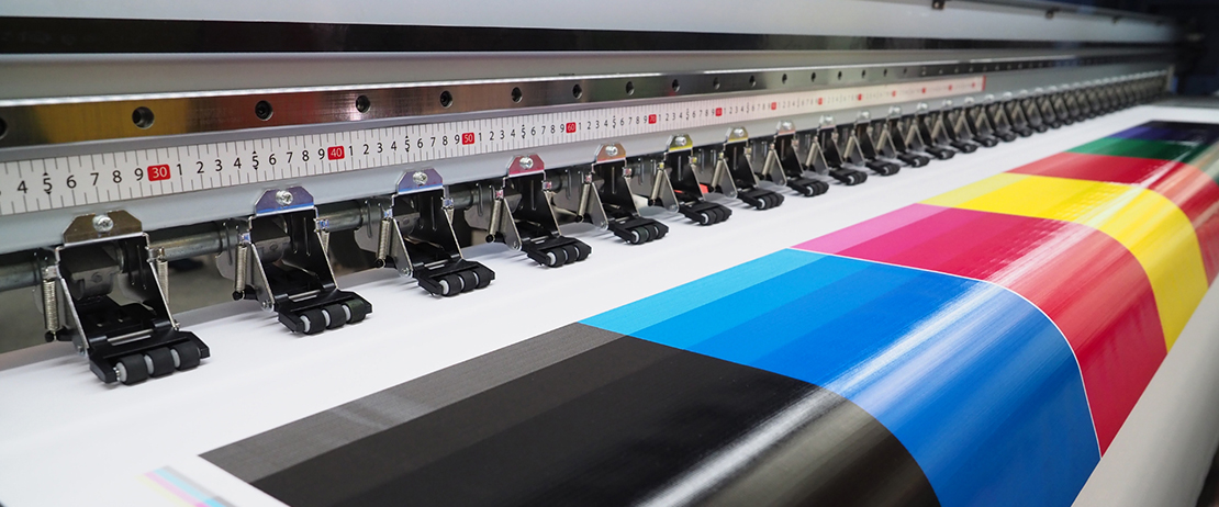 A wide format printer printing colour